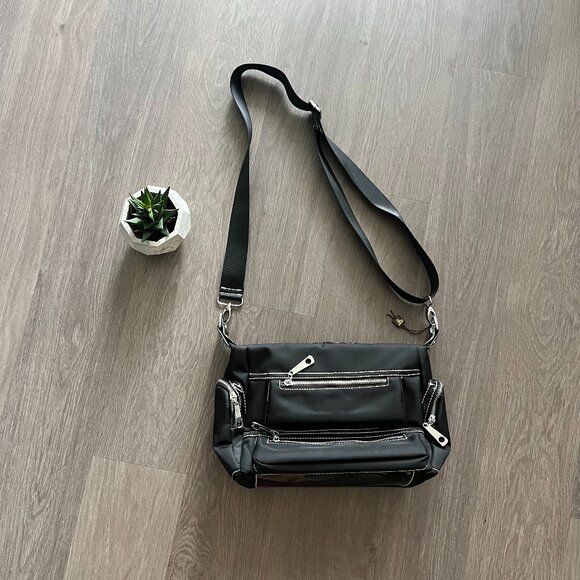 Black Nylon Shoulder/Crossbody Purse - Picture 1 of 13